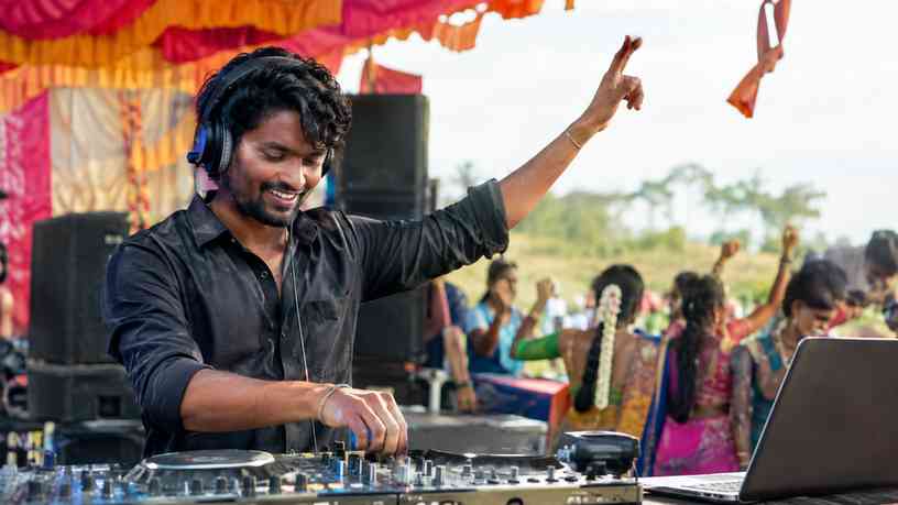 What Does “DJ Folk Mix” Mean?